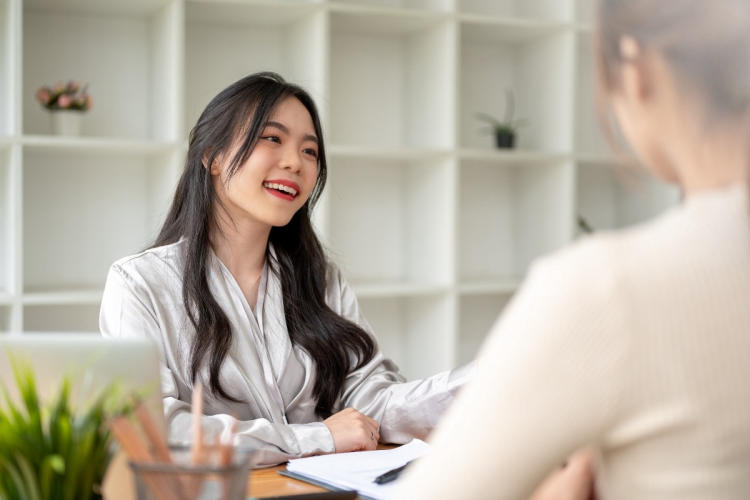Mỗi bộ hồ sơ visa Trung Quốc sẽ được một chuyên viên tư vấn 1:1 với từng khách hàng